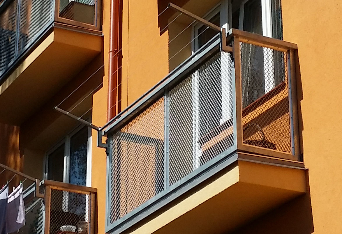 Balkóny, terasy a dlažby